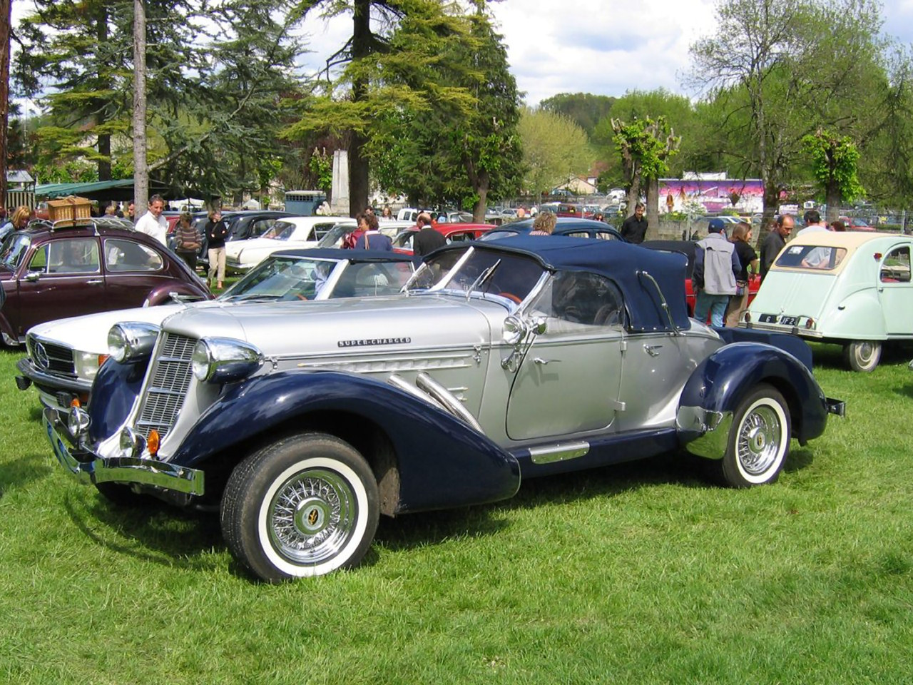 Auburn Car