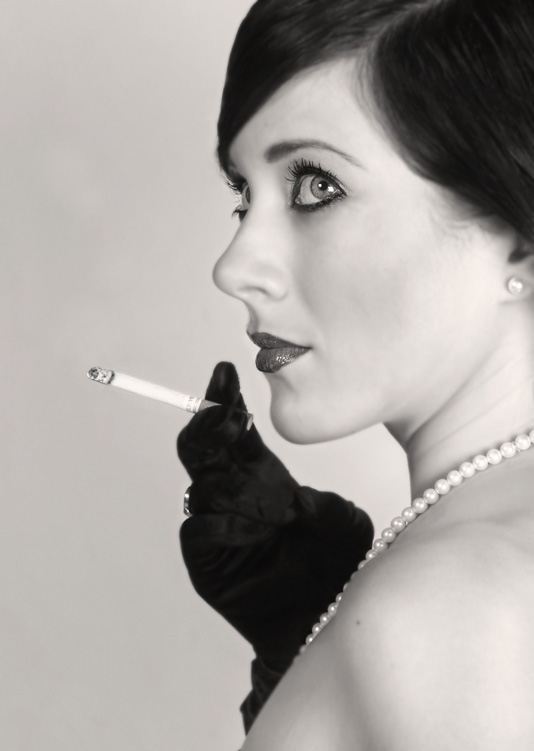 Flappers 1920s Smoking