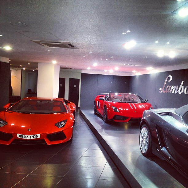 Lamborghini Garages Uk