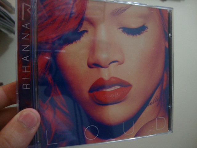 Rihanna Loud Cd