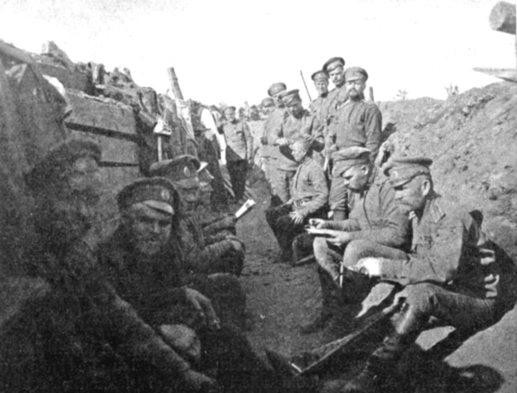 World War 1 Soldiers In Trenches