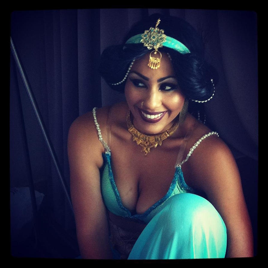 Jasmine Cosplay