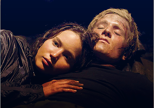 Peeta And Katniss Kissing Scene Hd