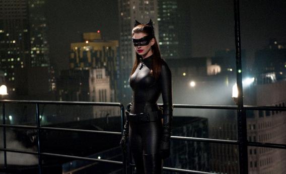 Catwoman Anne Hathaway Photos